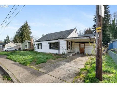 1131 2nd Avenue Sweet Home OR 97386