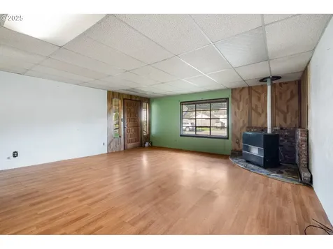 1131 2nd Avenue Sweet Home OR 97386
