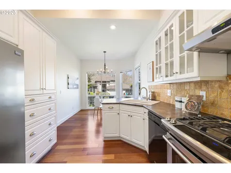 5592 Yorkshire Place Lake Oswego OR 97035