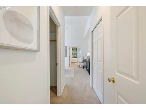 5592 Yorkshire Place Lake Oswego OR 97035