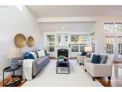 5592 Yorkshire Place Lake Oswego OR 97035