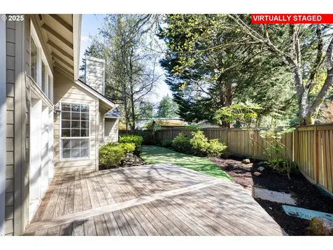 5592 Yorkshire Place Lake Oswego OR 97035