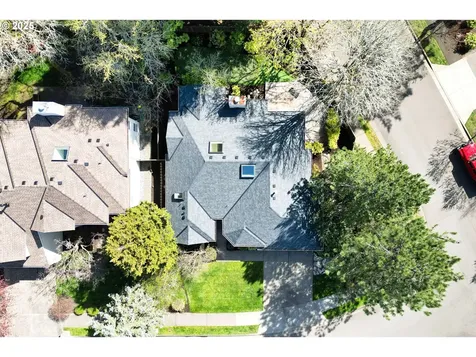 5592 Yorkshire Place Lake Oswego OR 97035
