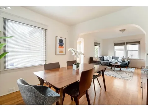 2036/2038 SE Morrison Street Portland OR 97214