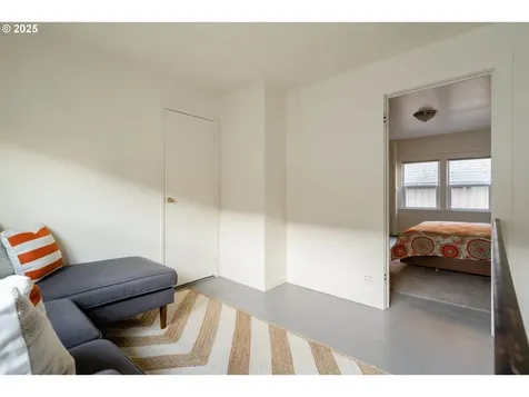 2036/2038 SE Morrison Street Portland OR 97214