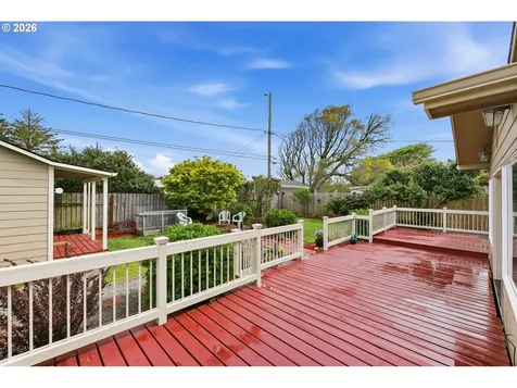 1024 Noble Avenue Coos Bay OR 97420