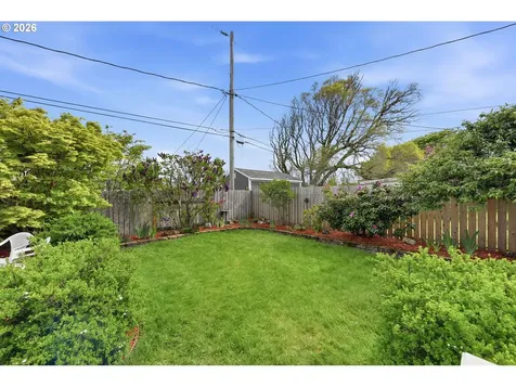 1024 Noble Avenue Coos Bay OR 97420