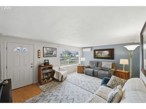 1024 Noble Avenue Coos Bay OR 97420