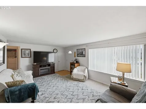1024 Noble Avenue Coos Bay OR 97420
