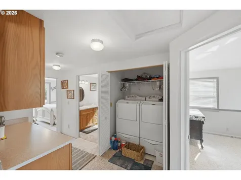 1024 Noble Avenue Coos Bay OR 97420