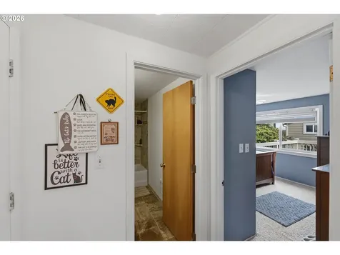 1024 Noble Avenue Coos Bay OR 97420