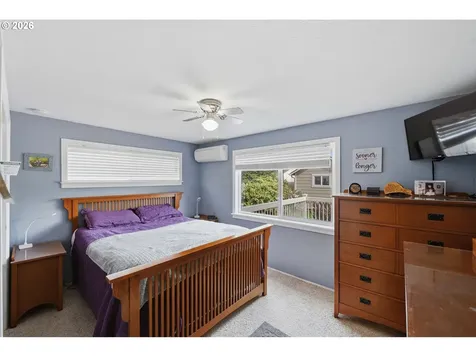 1024 Noble Avenue Coos Bay OR 97420
