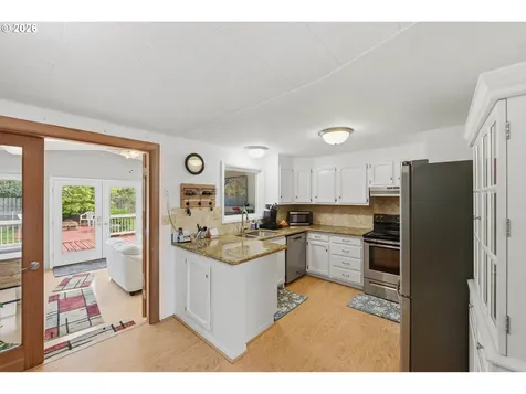 1024 Noble Avenue Coos Bay OR 97420