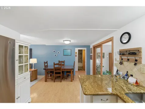 1024 Noble Avenue Coos Bay OR 97420