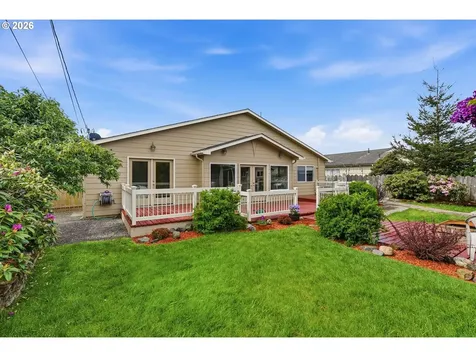 1024 Noble Avenue Coos Bay OR 97420