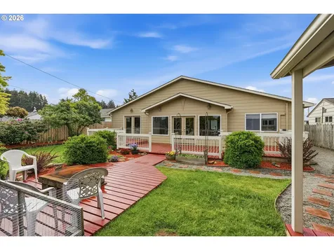 1024 Noble Avenue Coos Bay OR 97420