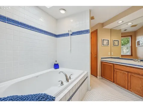 2483 Southslope Way West Linn OR 97068