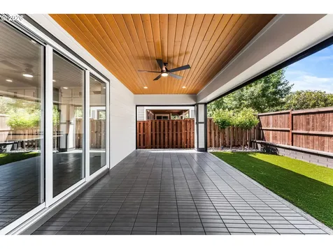 4033 NW 60th Circle Camas WA 98607