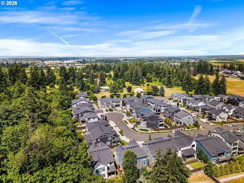 4033 NW 60th Circle Camas WA 98607