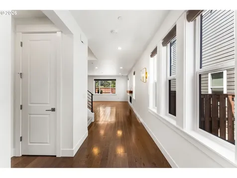4033 NW 60th Circle Camas WA 98607