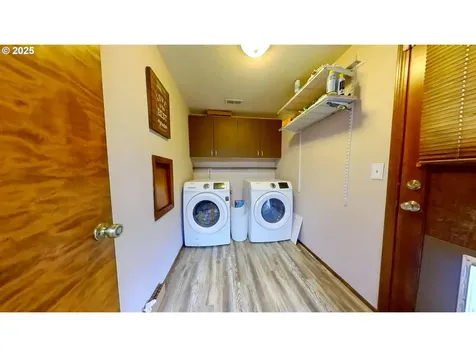 154 Maywood Court Roseburg OR 97471