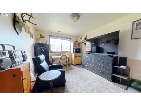 154 Maywood Court Roseburg OR 97471
