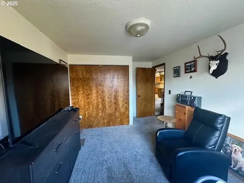 154 Maywood Court Roseburg OR 97471