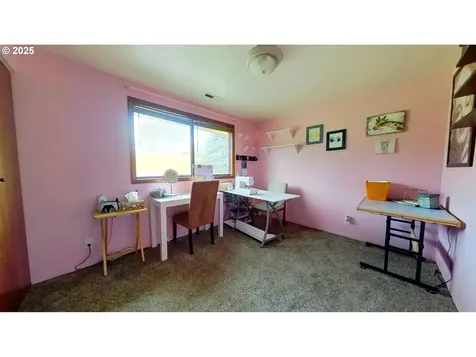 154 Maywood Court Roseburg OR 97471