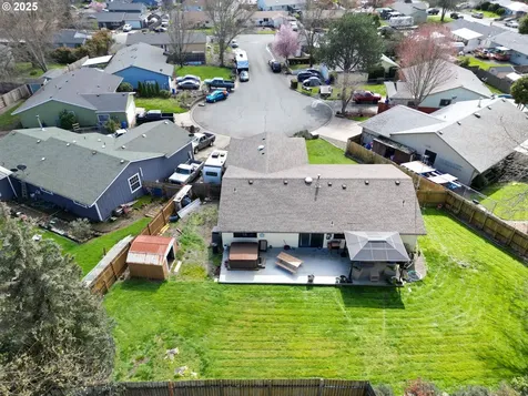 154 Maywood Court Roseburg OR 97471