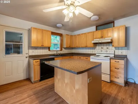 94428 Rink Creek Lane Coquille OR 97423