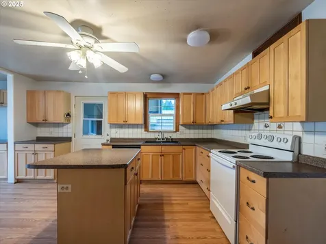 94428 Rink Creek Lane Coquille OR 97423