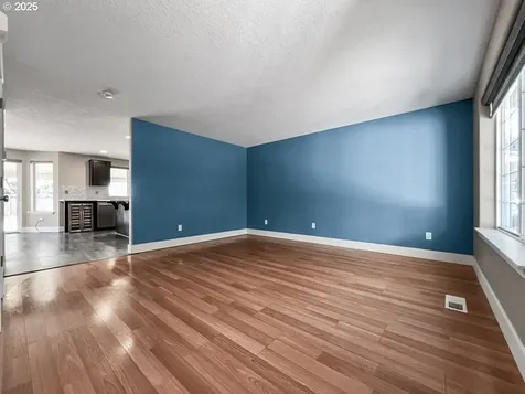 808 NW 11th Place Battle Ground WA 98604