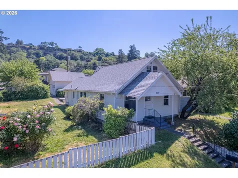 904 E 14th Street The Dalles OR 97058