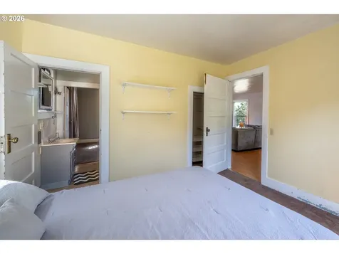 904 E 14th Street The Dalles OR 97058