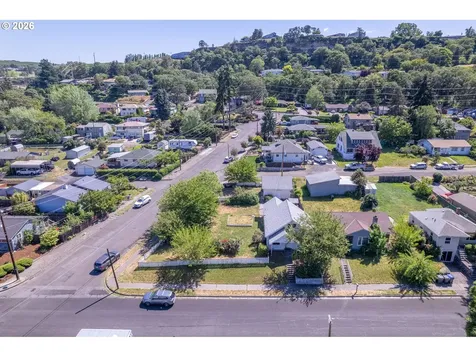 904 E 14th Street The Dalles OR 97058