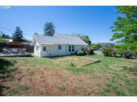 904 E 14th Street The Dalles OR 97058