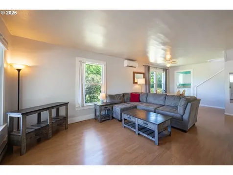 904 E 14th Street The Dalles OR 97058