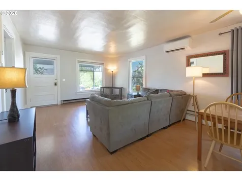 904 E 14th Street The Dalles OR 97058