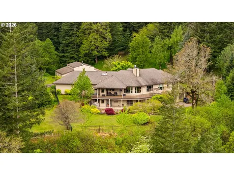 262 Beacon Highland Road Stevenson WA 98648
