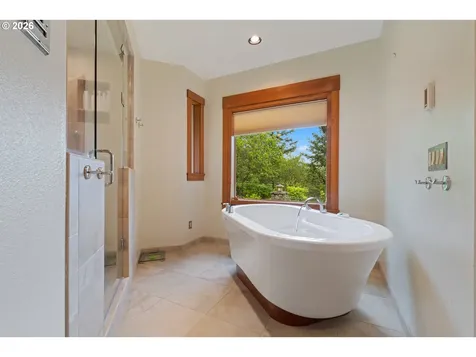 262 Beacon Highland Road Stevenson WA 98648