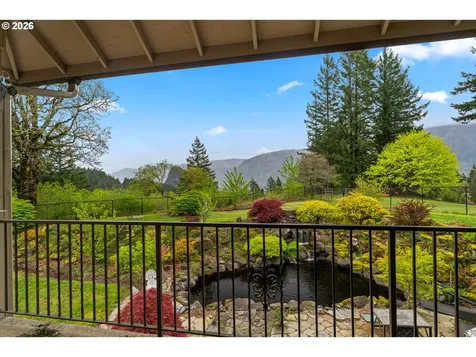 262 Beacon Highland Road Stevenson WA 98648