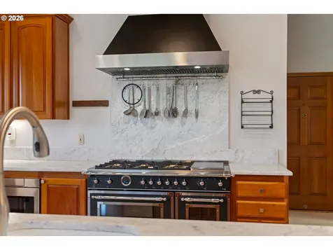 262 Beacon Highland Road Stevenson WA 98648