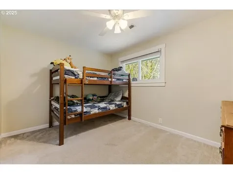 803 N Elliott Road Newberg OR 97132