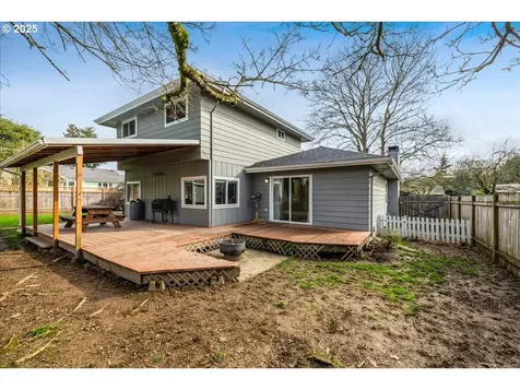 803 N Elliott Road Newberg OR 97132