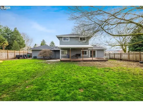 803 N Elliott Road Newberg OR 97132