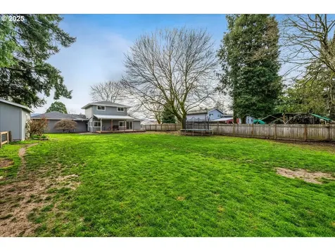 803 N Elliott Road Newberg OR 97132