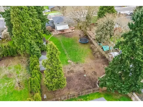 803 N Elliott Road Newberg OR 97132
