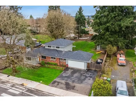 803 N Elliott Road Newberg OR 97132
