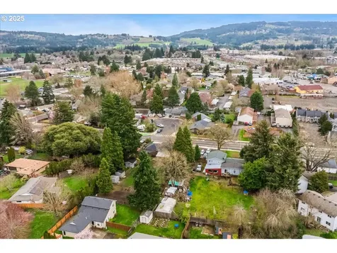 803 N Elliott Road Newberg OR 97132