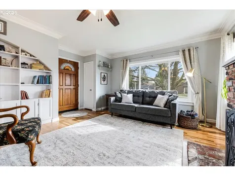 803 N Elliott Road Newberg OR 97132